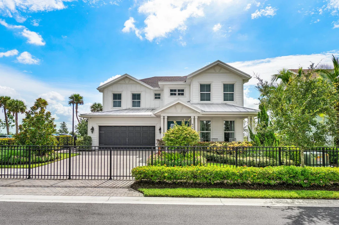 Photo of 936 Sterling Pine Place