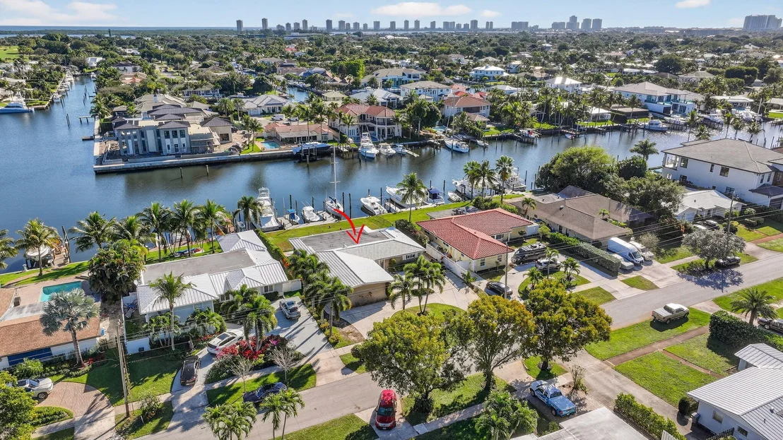 Photo of 752 Lagoon Drive
