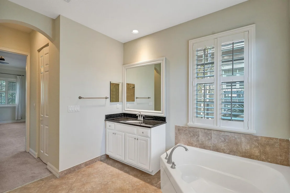 Photo of 115 Edenberry Avenue