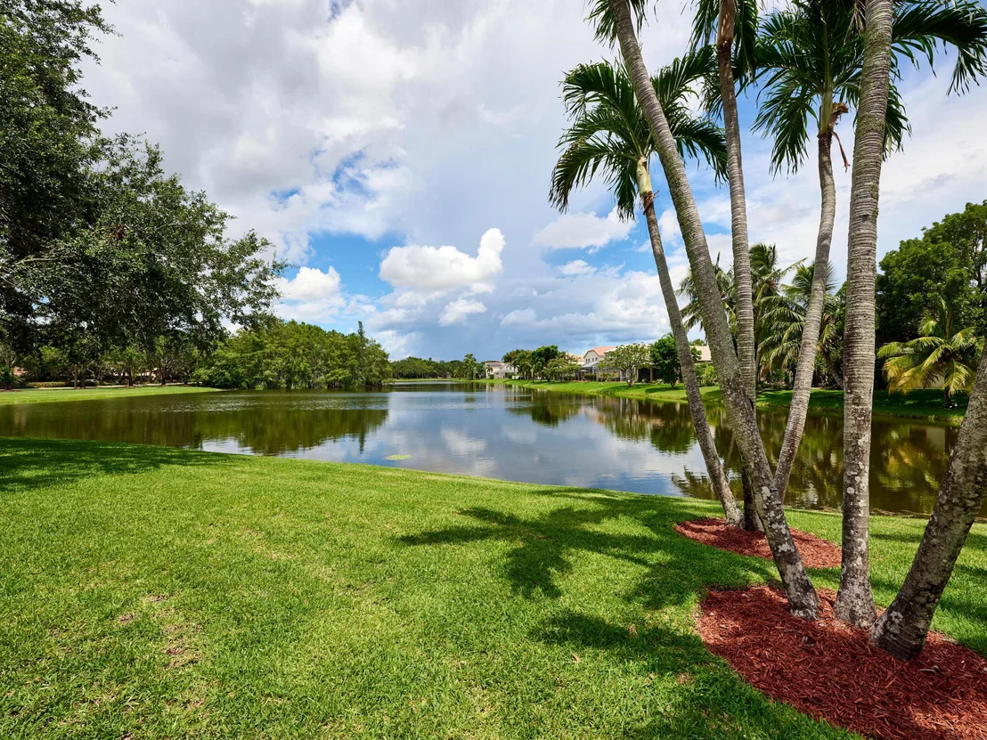 Photo of 7576 Rockport Circle