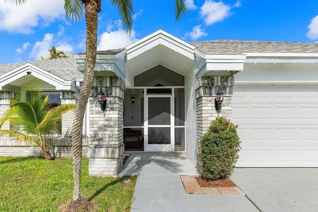 Photo of 18320 181st Circle S