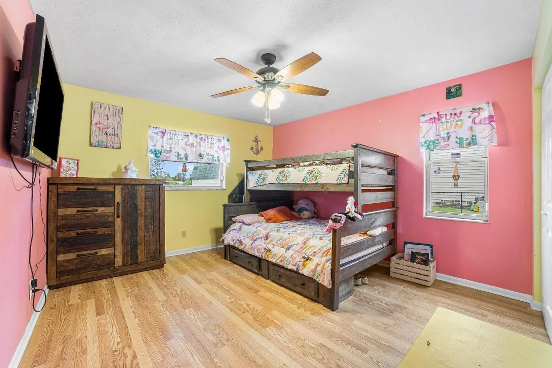 Photo of 2477 SE 27th Street