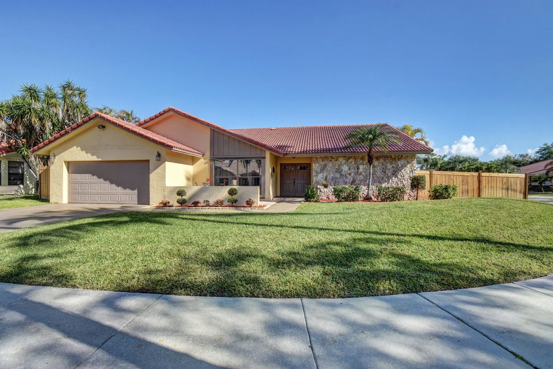 Photo of 21135 Madria Circle