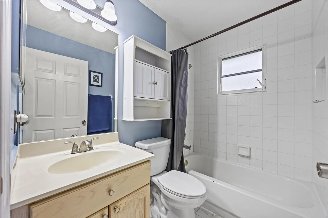 Photo of 6434 Mandarin Boulevard