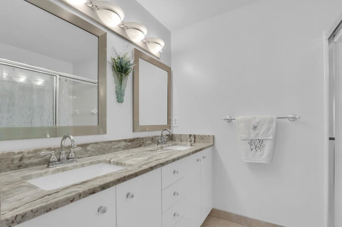 Photo of 135 Sausalito Drive
