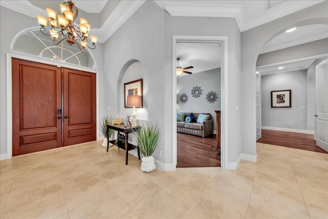 Photo of 378 Squire Drive