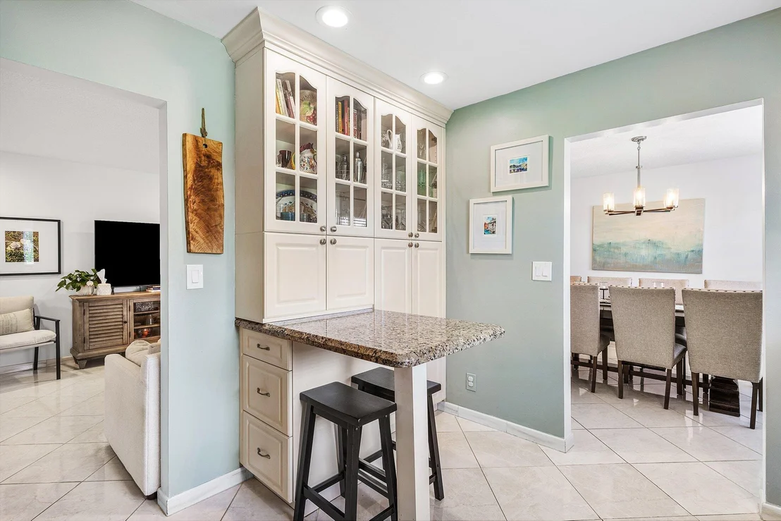 Photo of 6027 Stanley Lane