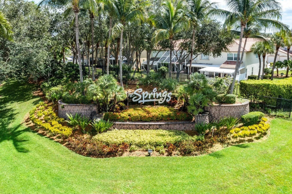 Photo of 6188 Spring Isles Boulevard