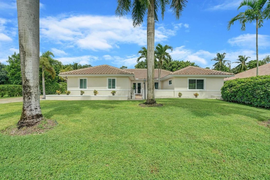 Photo of 4215 Gleneagles Drive