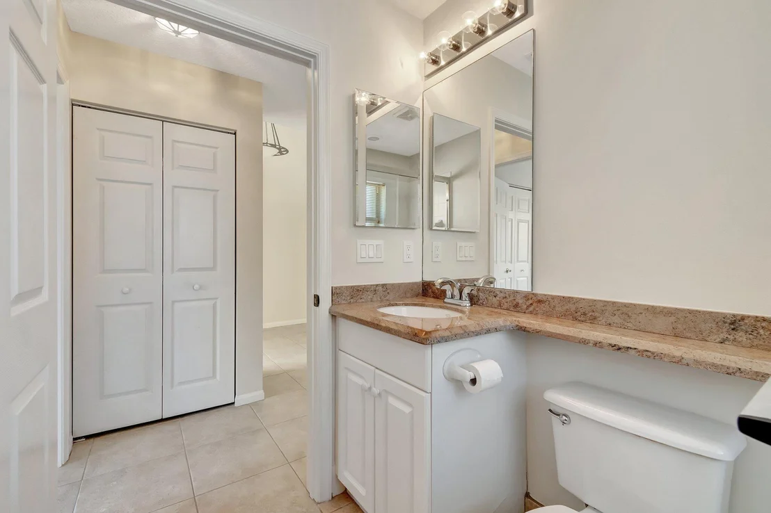 Photo of 6631 Sherbrook Drive