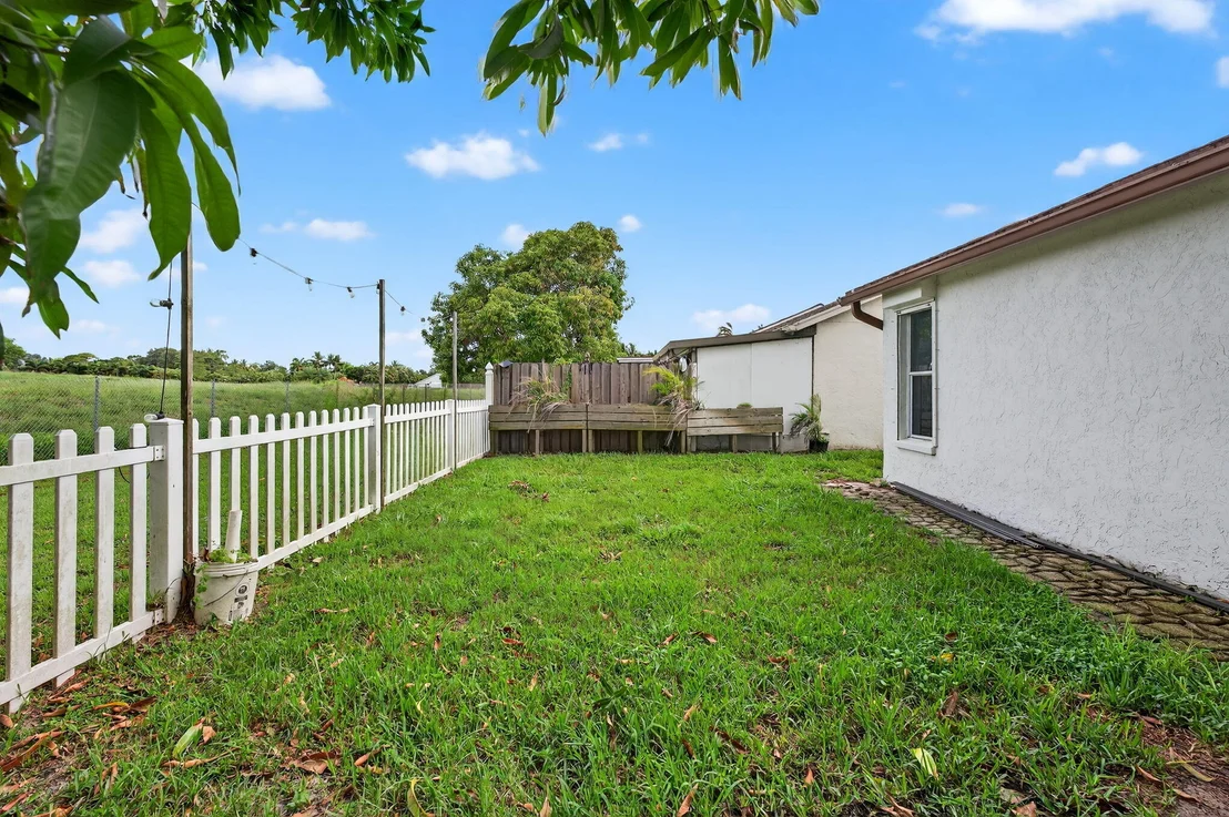 Photo of 5148 Arbor Glen Circle