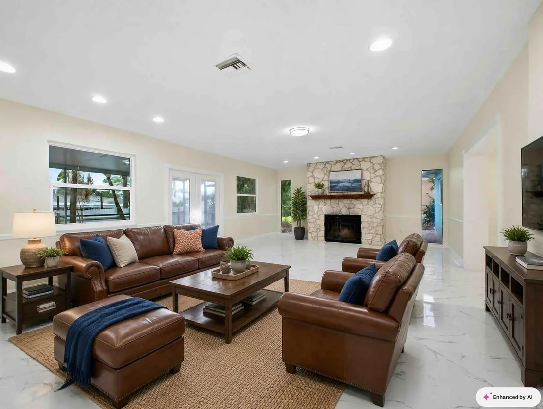 Photo of 1421 Crest Drive