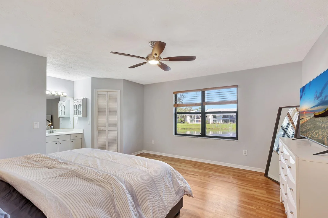 Photo of 2212 NW 20th Avenue