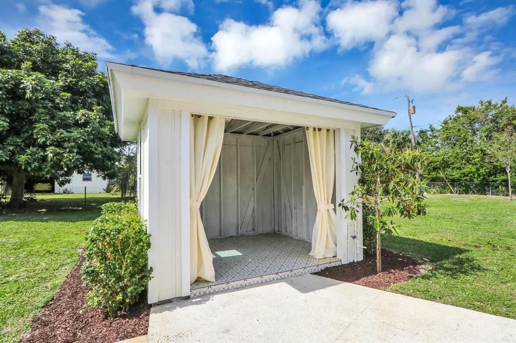 Photo of 5229 Old Fort Jupiter Road