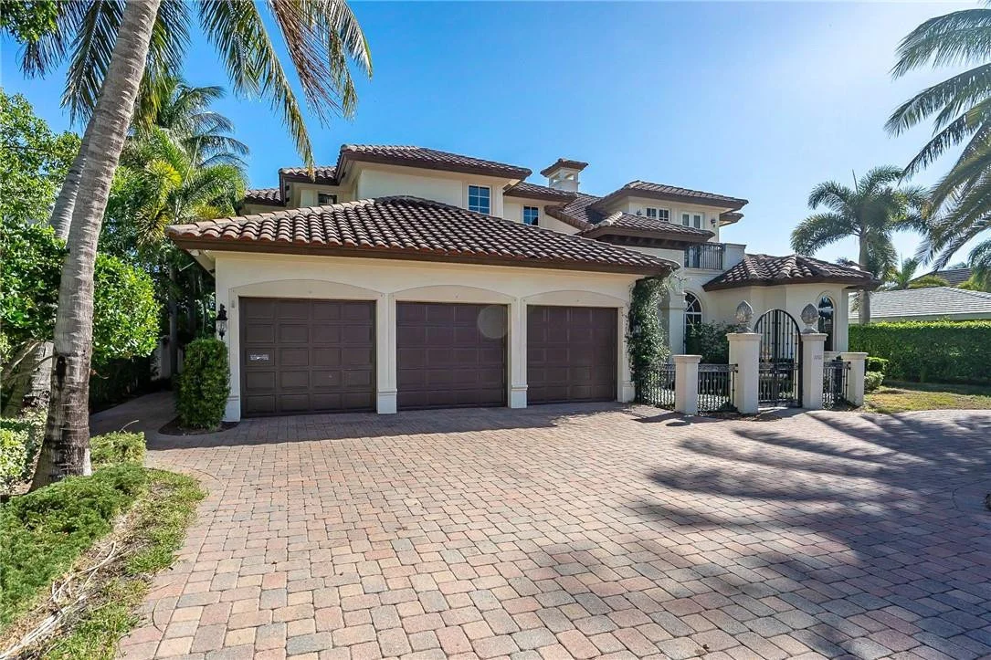 Photo of 2280 Queen Palm Road