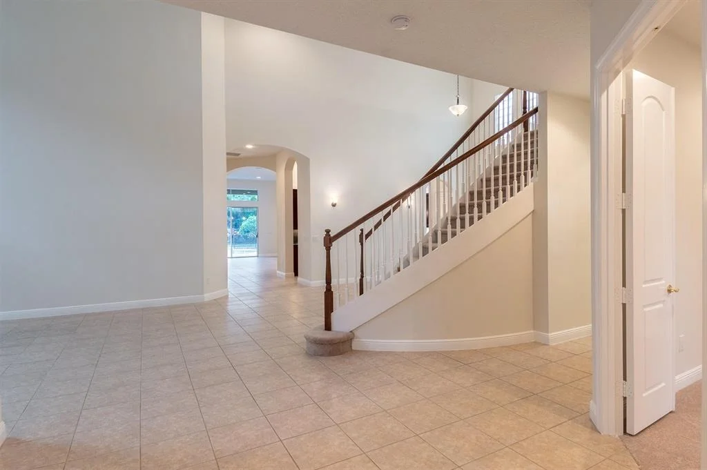 Photo of 8012 Valhalla Drive