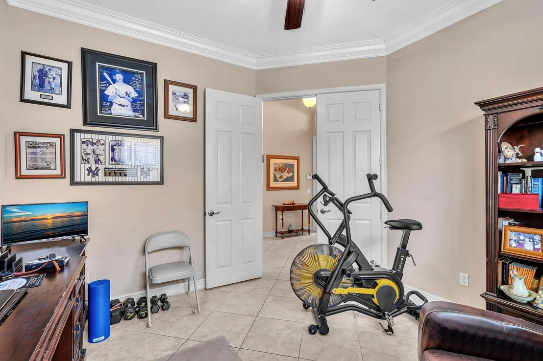 Photo of 9062 Meridian View Isle