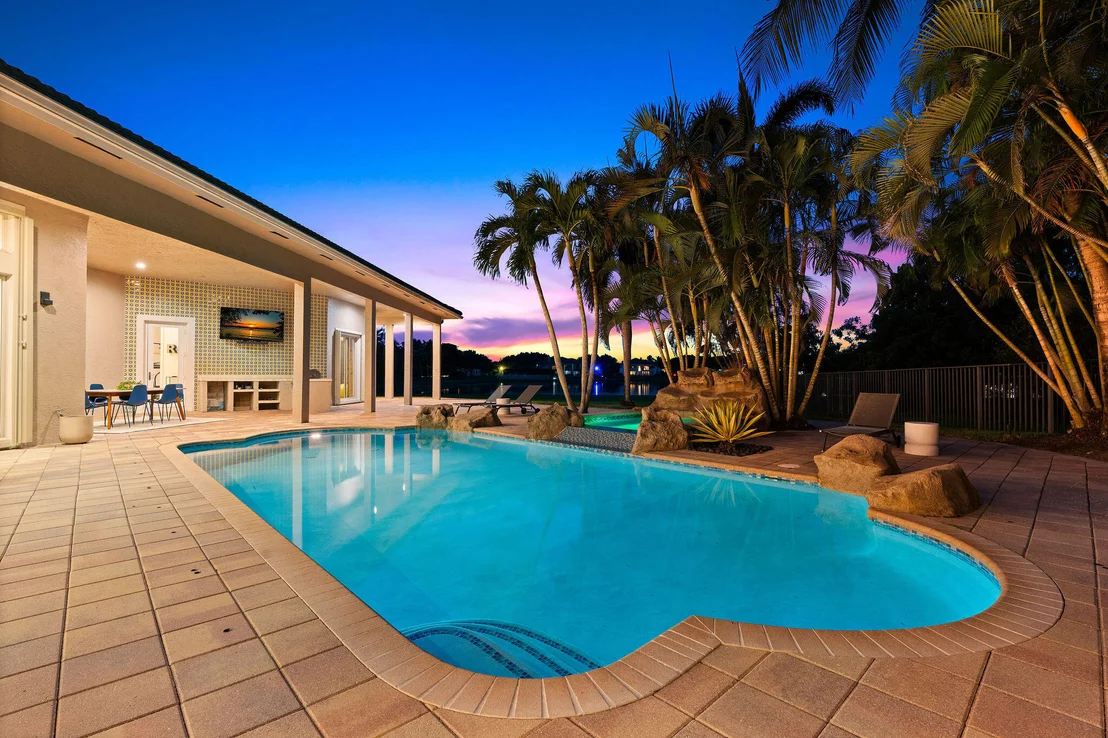 Photo of 3495 MEADOWBROOK Way