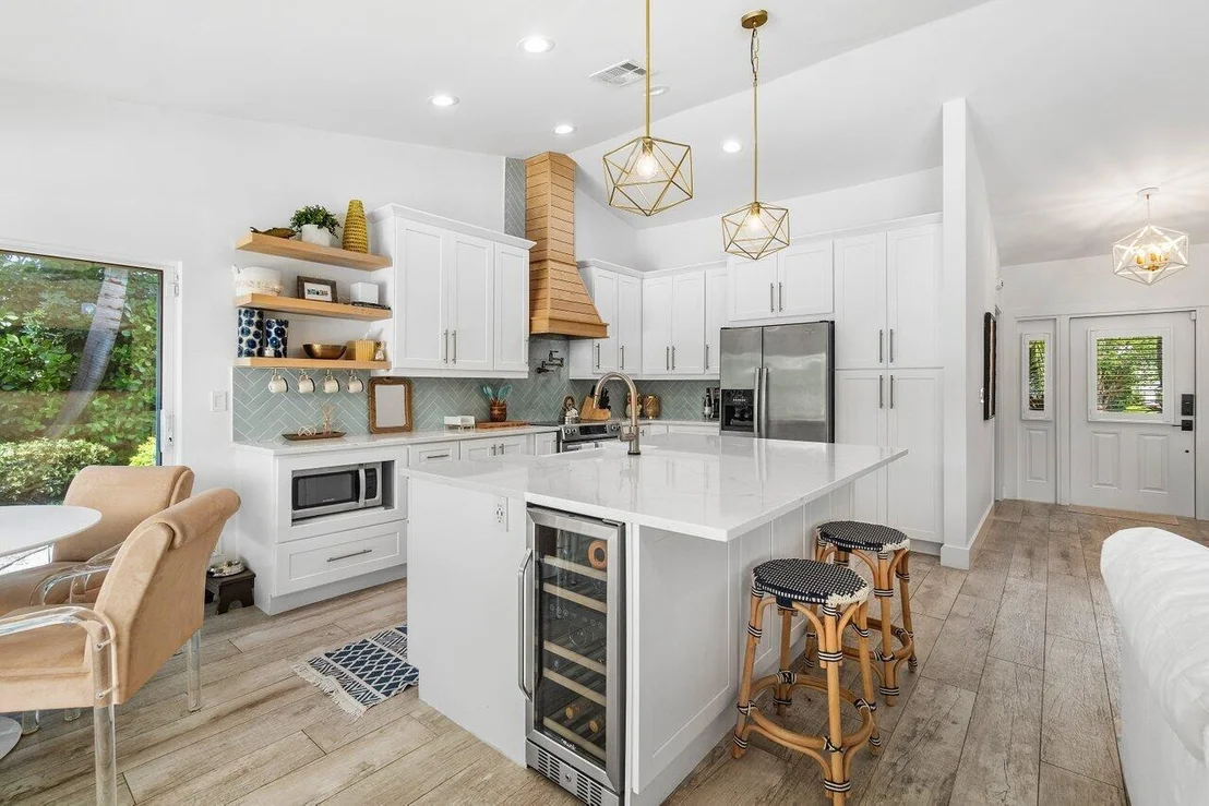 Photo of 415 Enfield Road