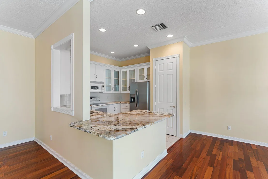 Photo of 215 New Haven Boulevard