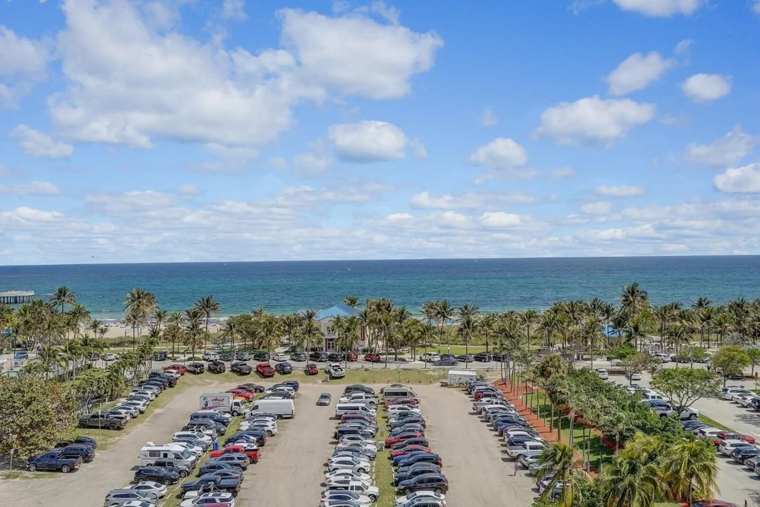 Photo of Unit 607 at 1 N Ocean Boulevard