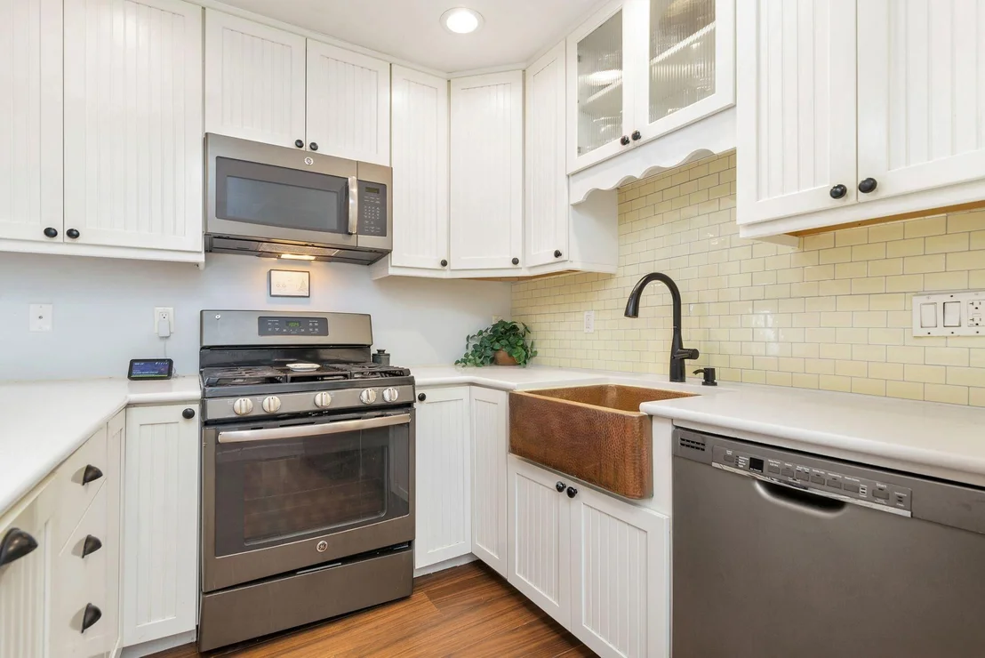 Photo of 900 Sunset Road