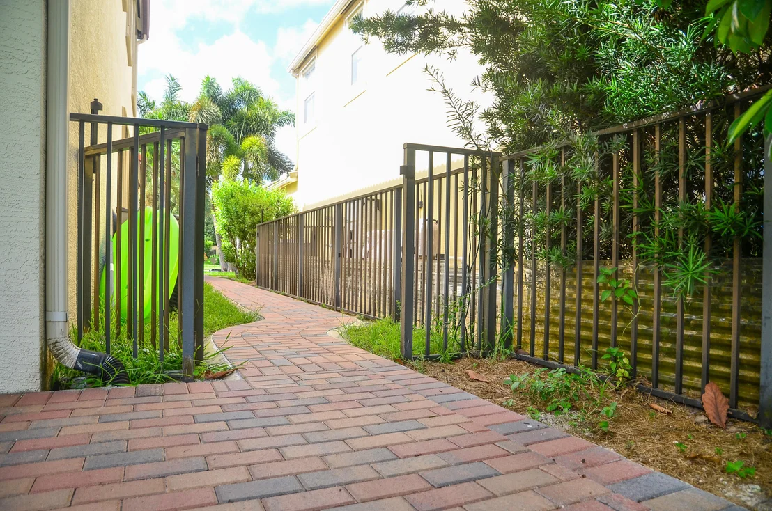 Photo of 9720 Phipps Lane