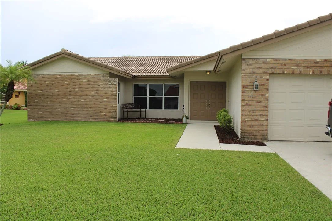 Photo of 7700 Sunflower Drive