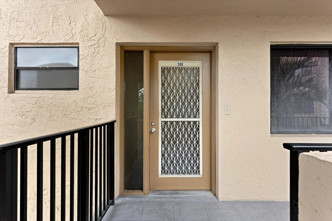 Photo of Unit 306 at 8040 Hampton Boulevard