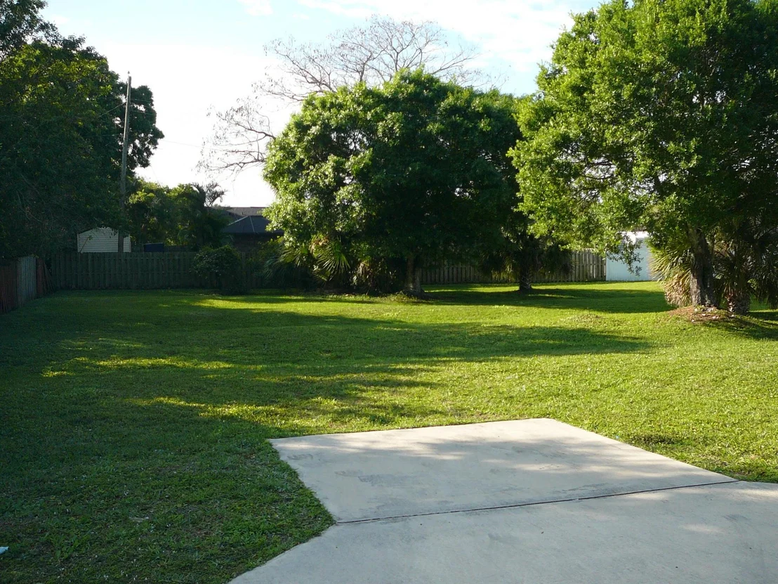 Photo of 903 Echo Street