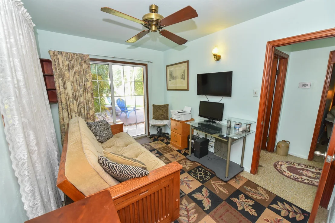 Photo of 1116 NE Oceanview Circle