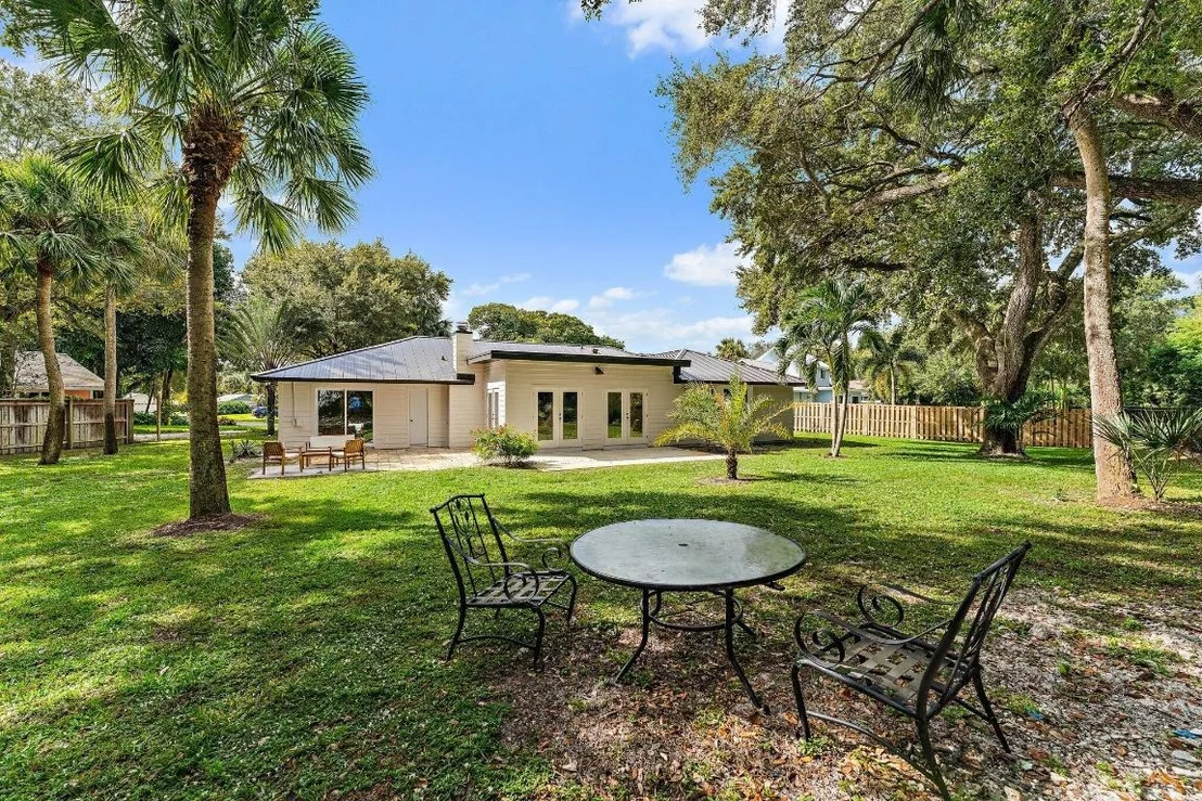 Photo of 11070 Oakway Circle