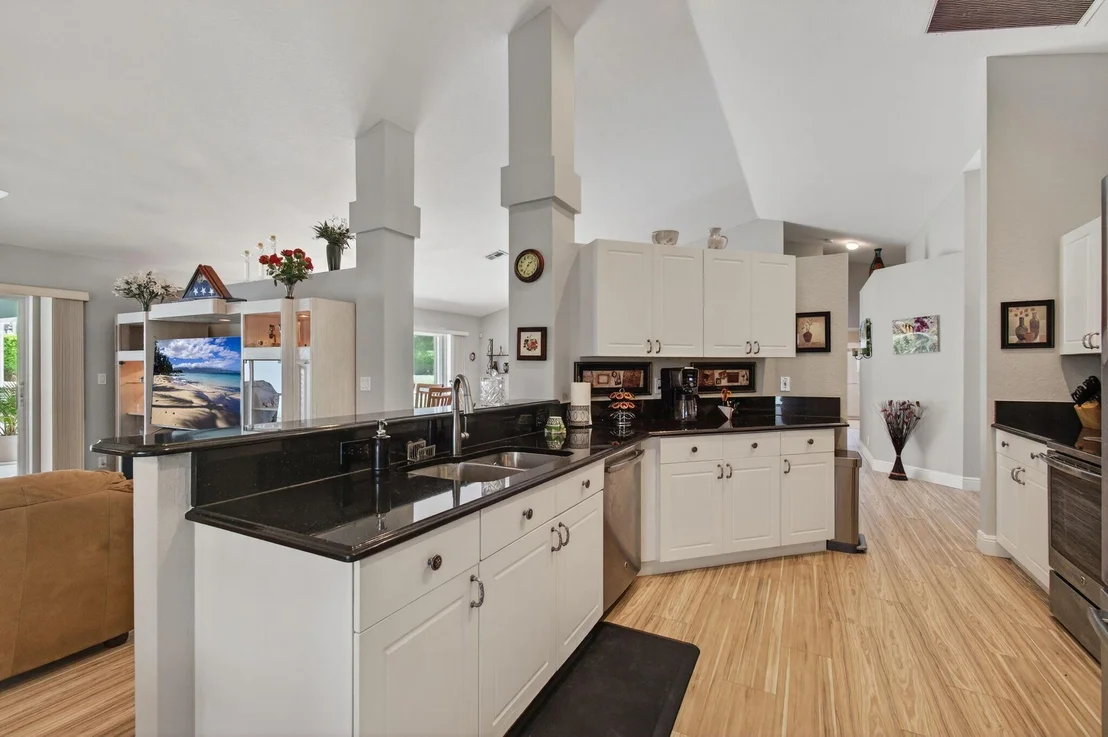 Photo of 6856 Blue Bay Circle