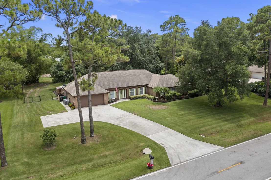 Photo of 8521 Hidden Pines Road