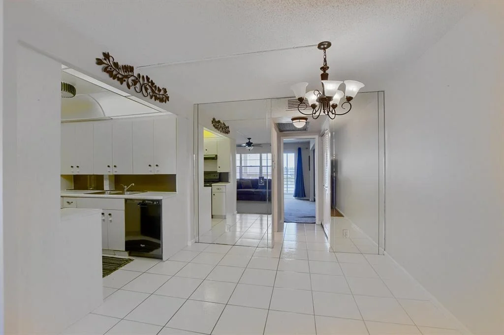 Photo of 4010 Cornwall A