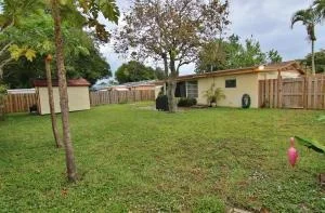 Photo of 1308 Crest Drive
