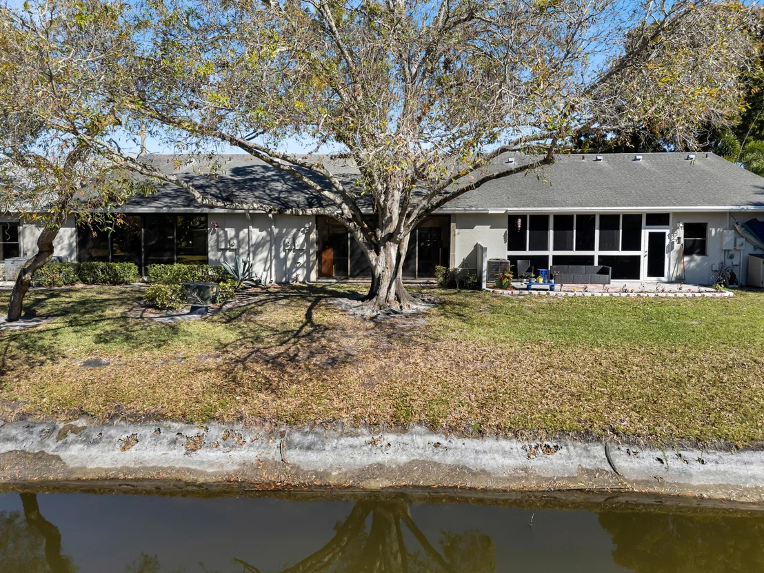 Photo of 10980 Lake Front Place