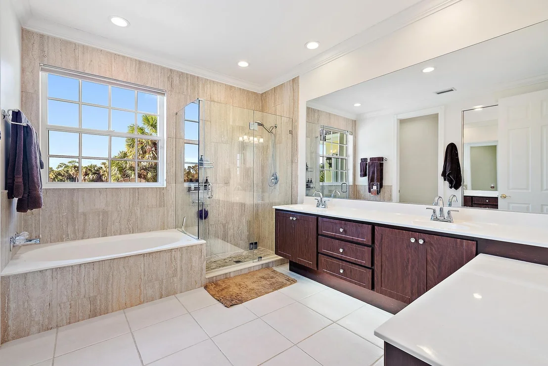 Photo of 206 Barbados Drive