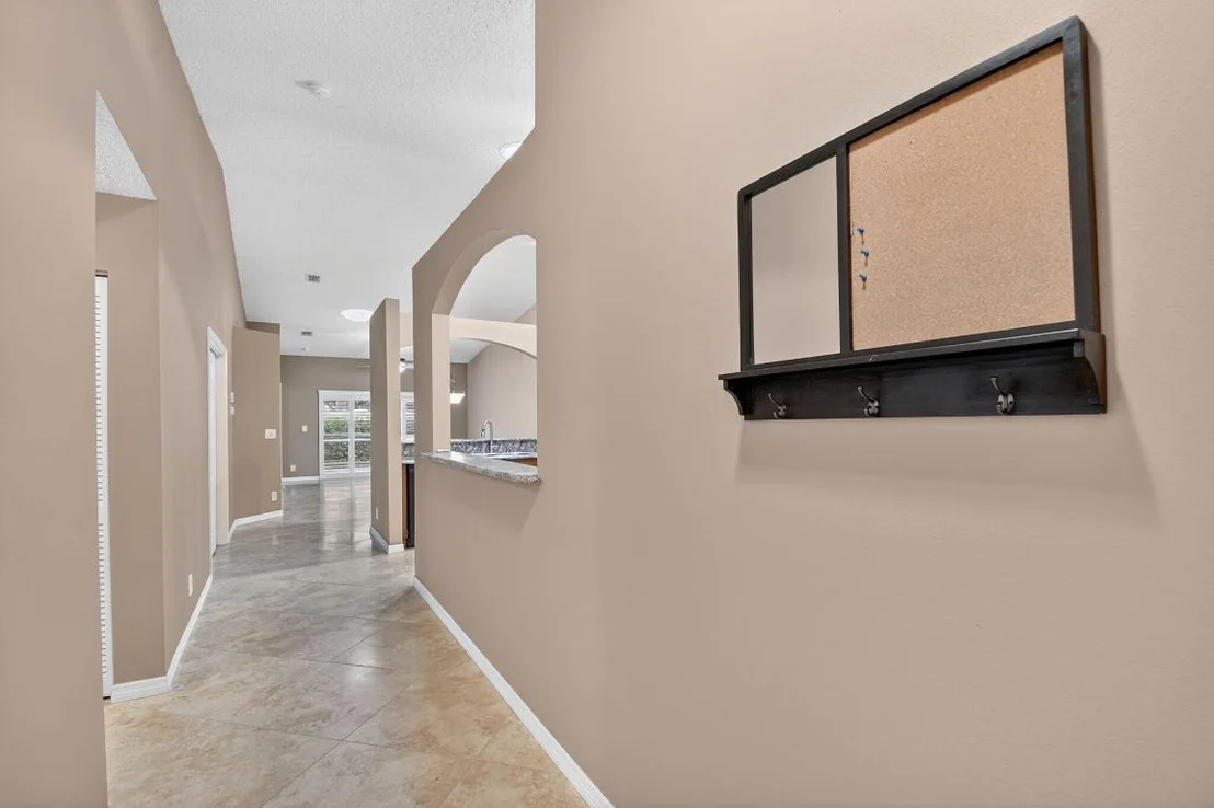 Photo of 8492 Logia Circle