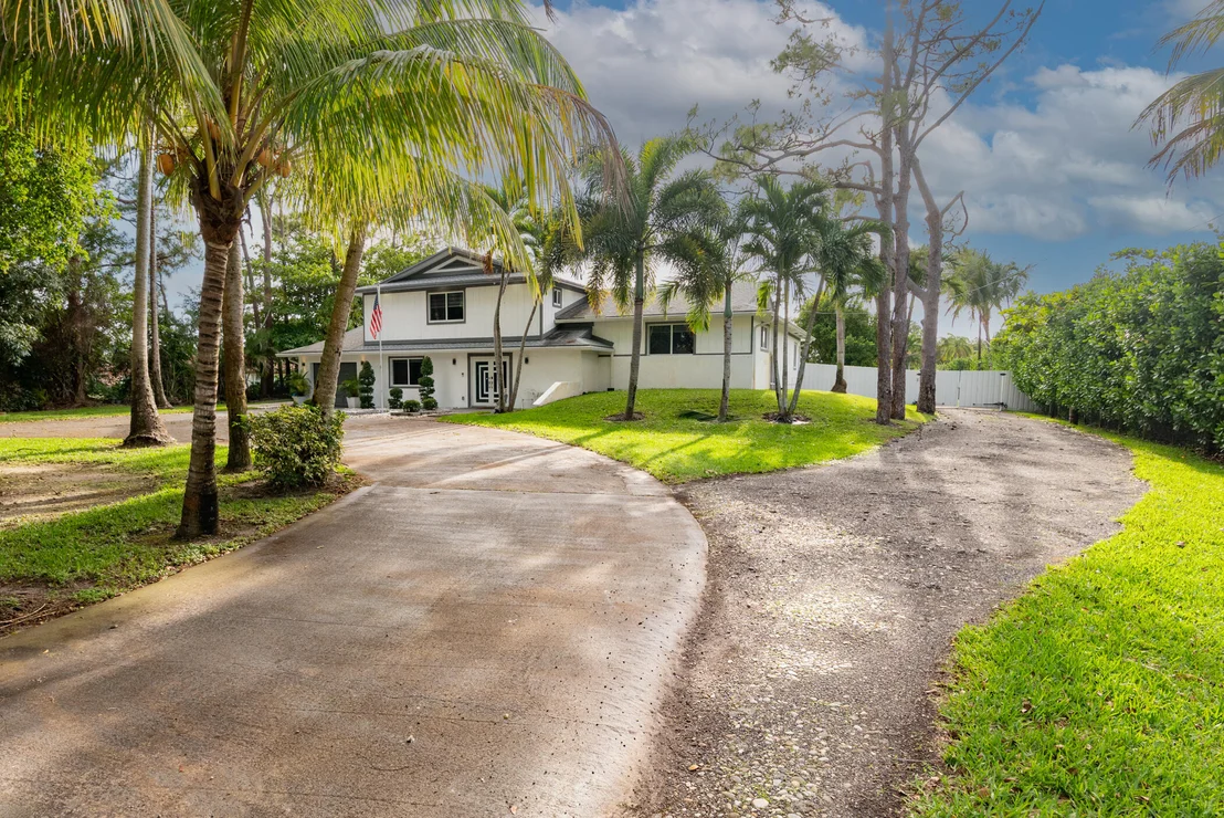 Photo of 13487 Barwick Road