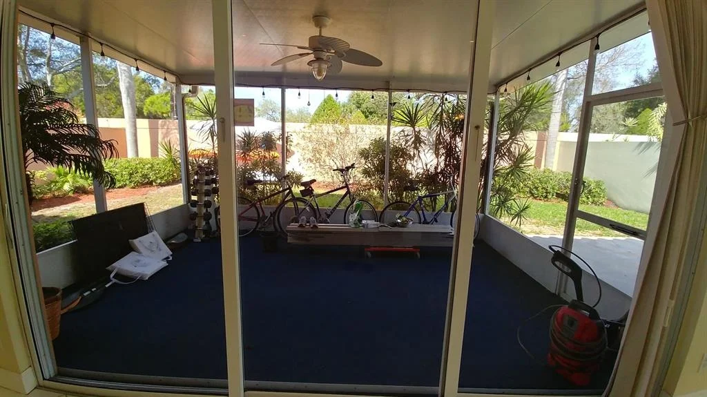 Photo of 104 S Hampton Drive