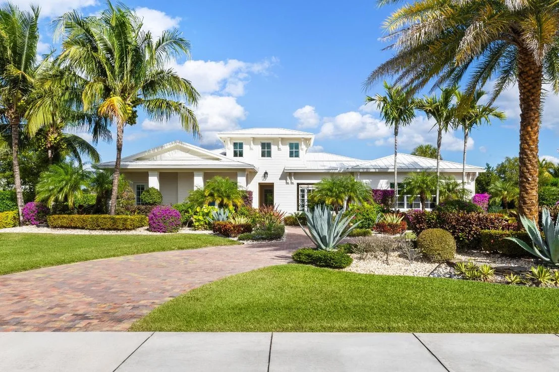 Photo of 8001 SE Old Plantation Circle