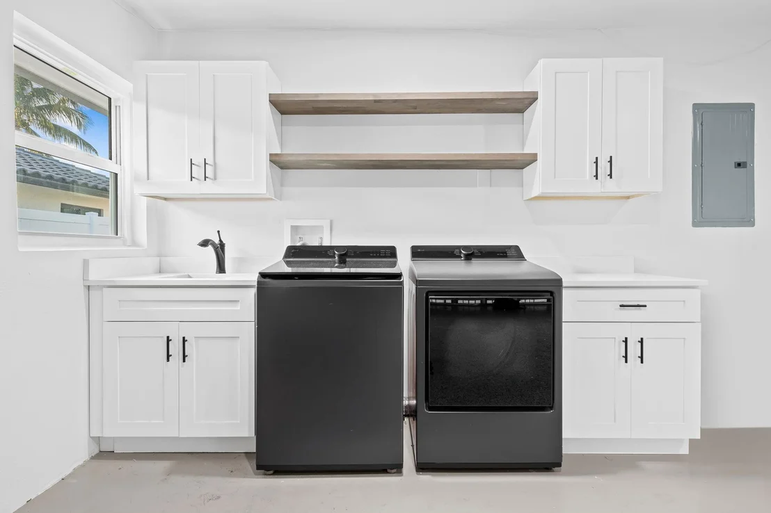 Photo of 751 SE 7th Avenue