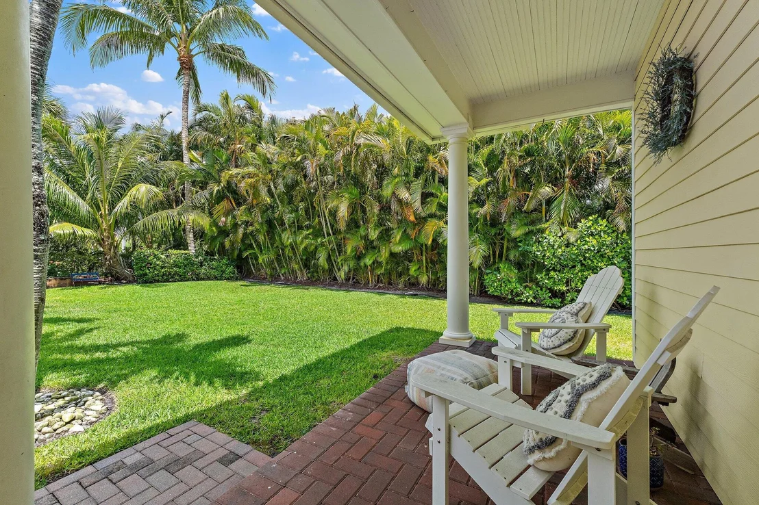 Photo of 715 Warren Drive