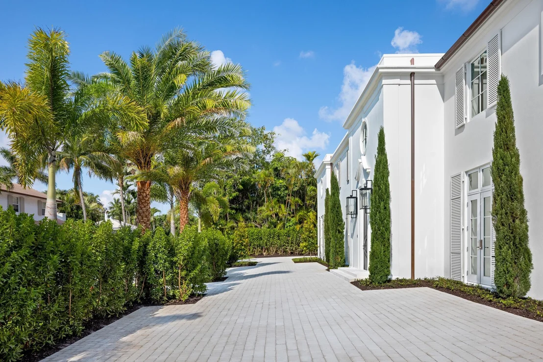 Photo of 301 Plantation Road