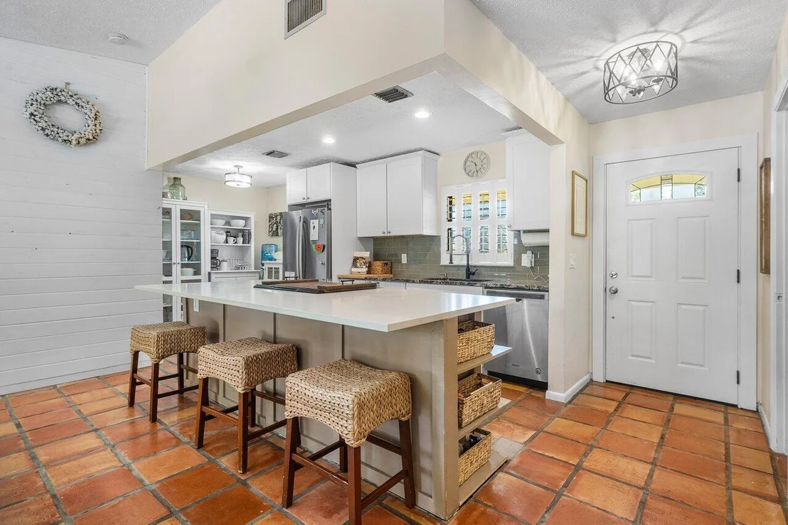Photo of 903 Oak Circle