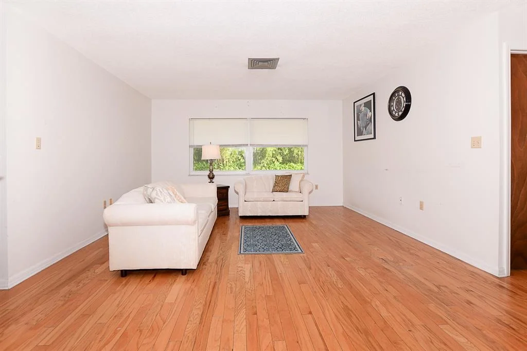Photo of 6501 Paso Robles Boulevard