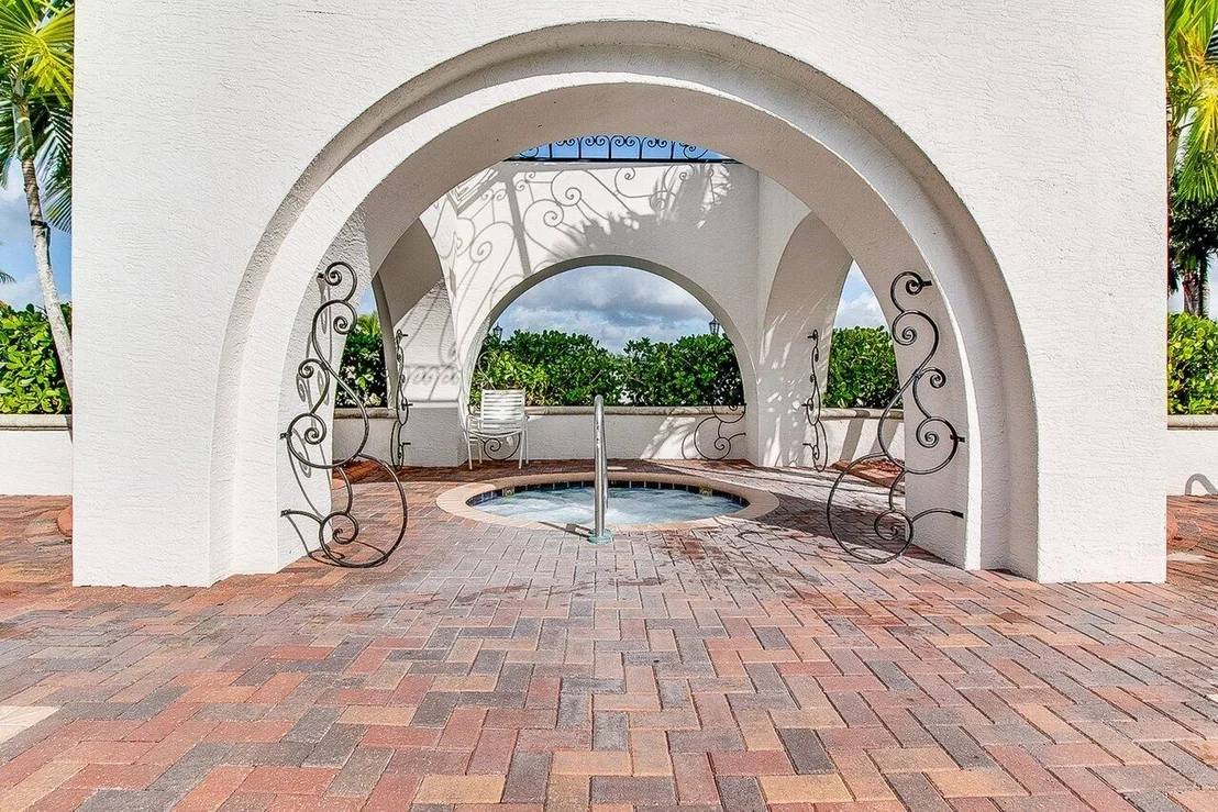 Photo of 9023 Alexandra Circle