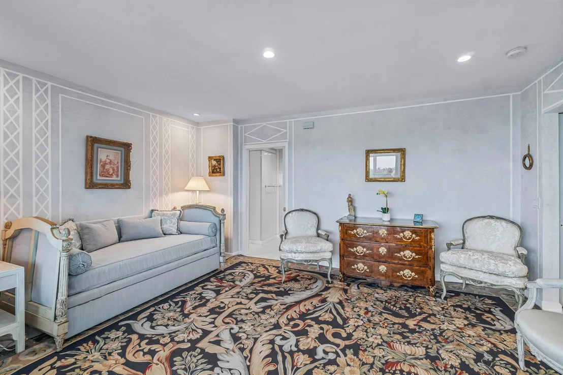 Photo of Unit 503504B at 44 Cocoanut Row