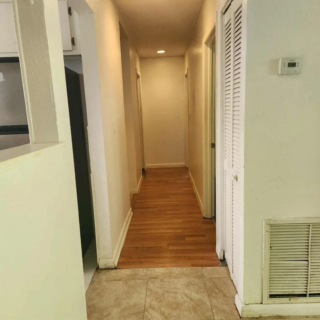 Photo of 855 SE Highland Avenue